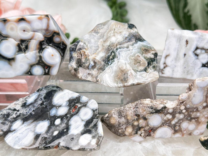 8th-vein-ocean-jasper-crystals