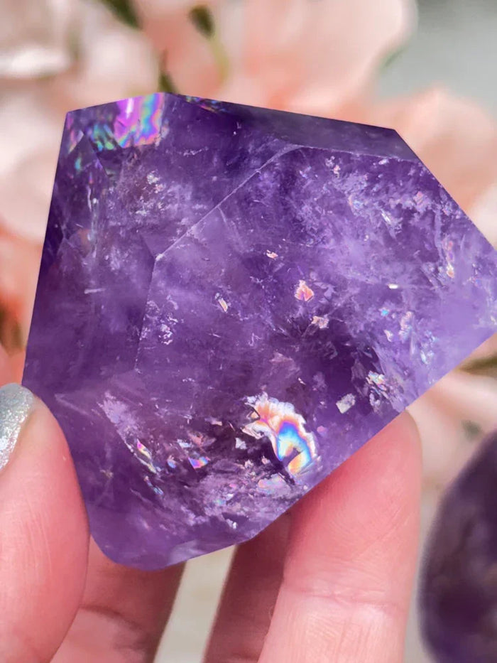 high-quality-amethyst-points-flame-crystals