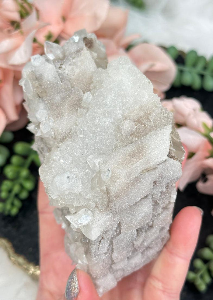 apophyllite-over-calcite