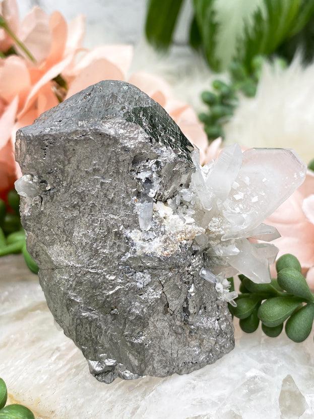 quartz-on-arsenopyrite