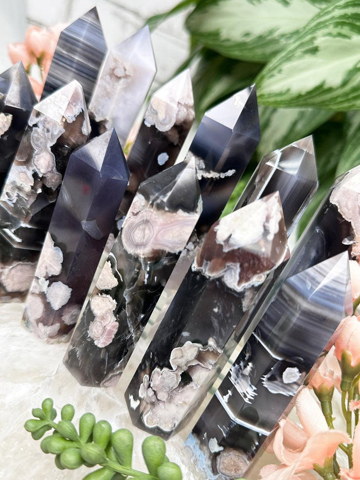 black-flower-agate-point-crystals