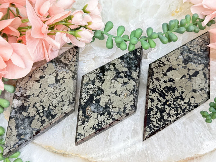 black-pyrite-slab-crystals