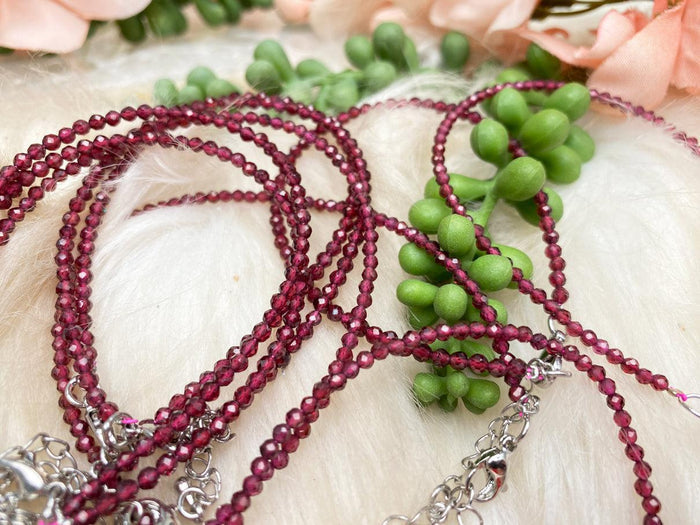 faceted-bead-garnet-bracelet