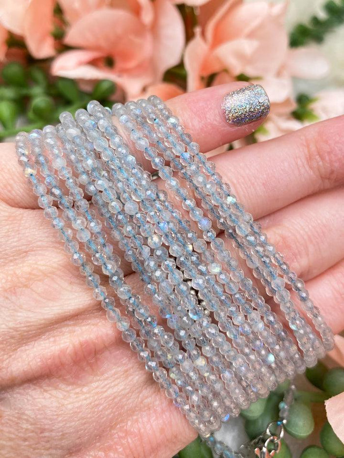 delicate-labradorite-bracelet