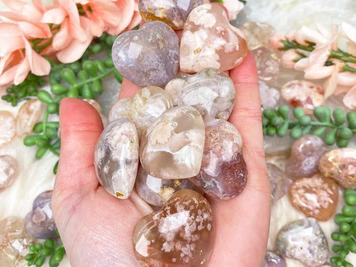 flower-agate-heart-pocket-crystal