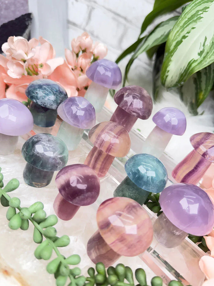 fluorite-crystal-mushroom-carvings