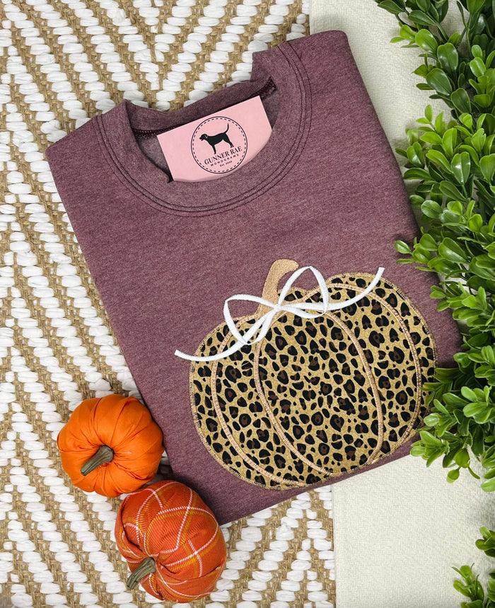 LEOPARD BOW PUMPKIN Applique Embroidered T-shirt or Sweatshirt