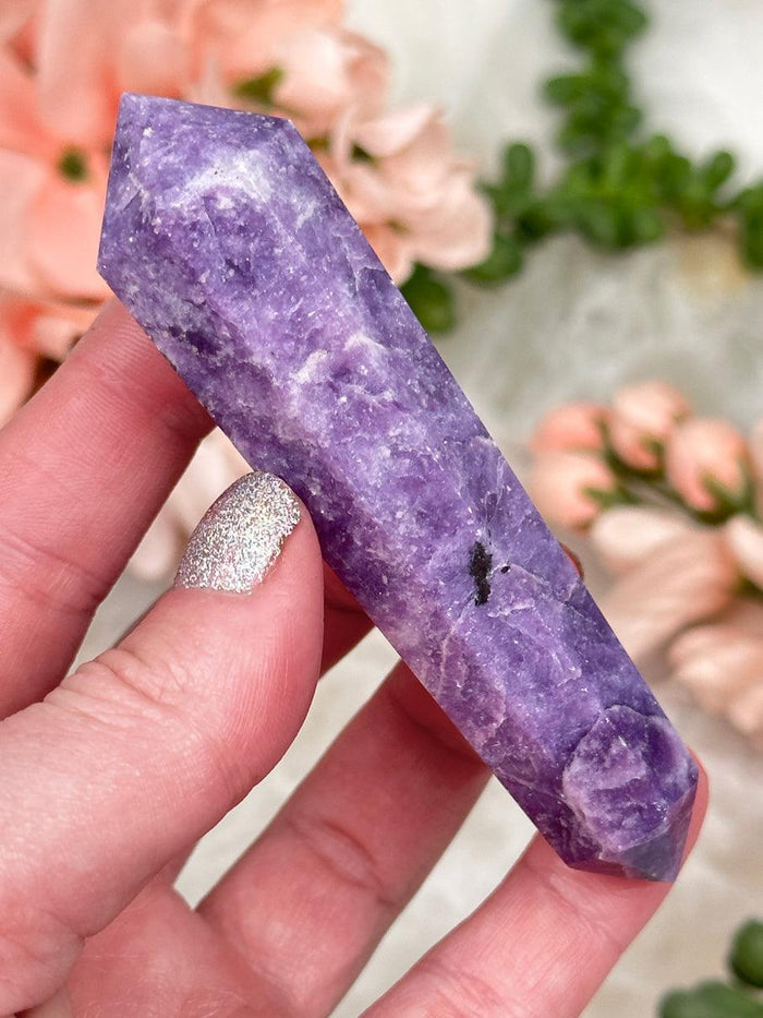 lepidolite-point