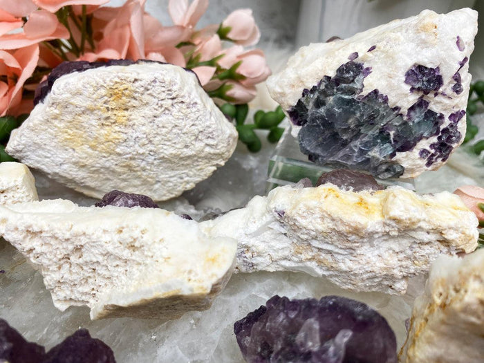 white-matrix-with-purple-pink-fluorite