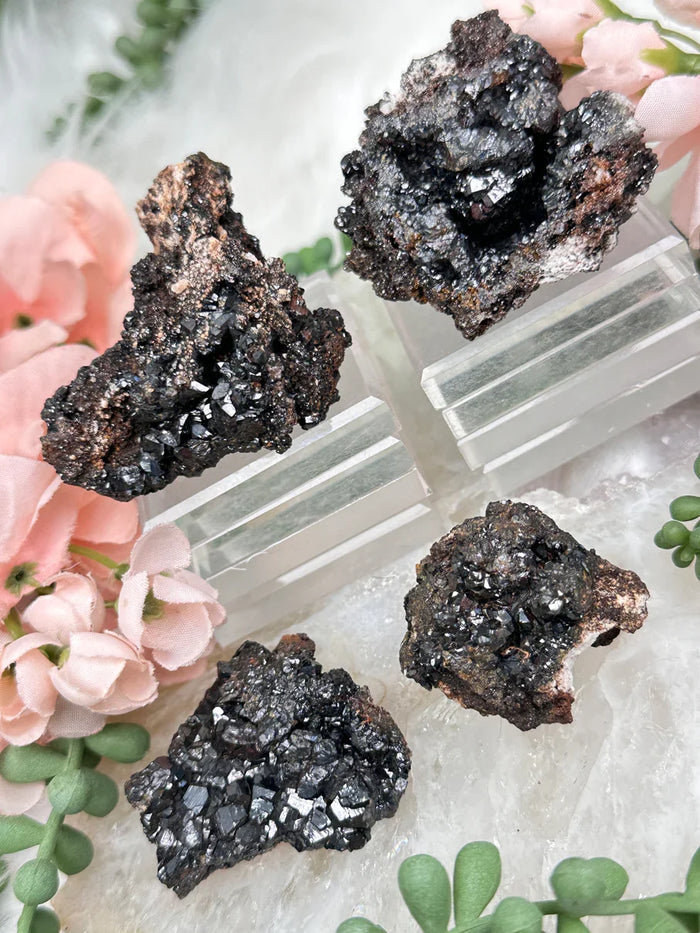 sphalerite-clusters-from-namibia