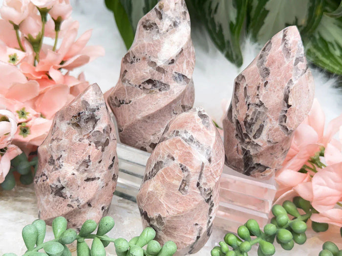 peach-moonstone-flame-crystals