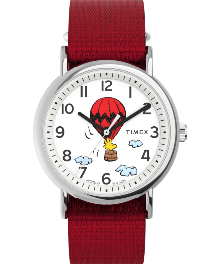 TW2Y11700 Peanuts® x Timex Weekender Balloon 38mm Fabric Strap Watch Primary Image