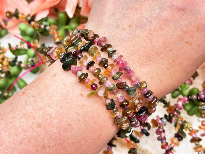 chip-round-bead-rainbow-tourmaline-bracelet