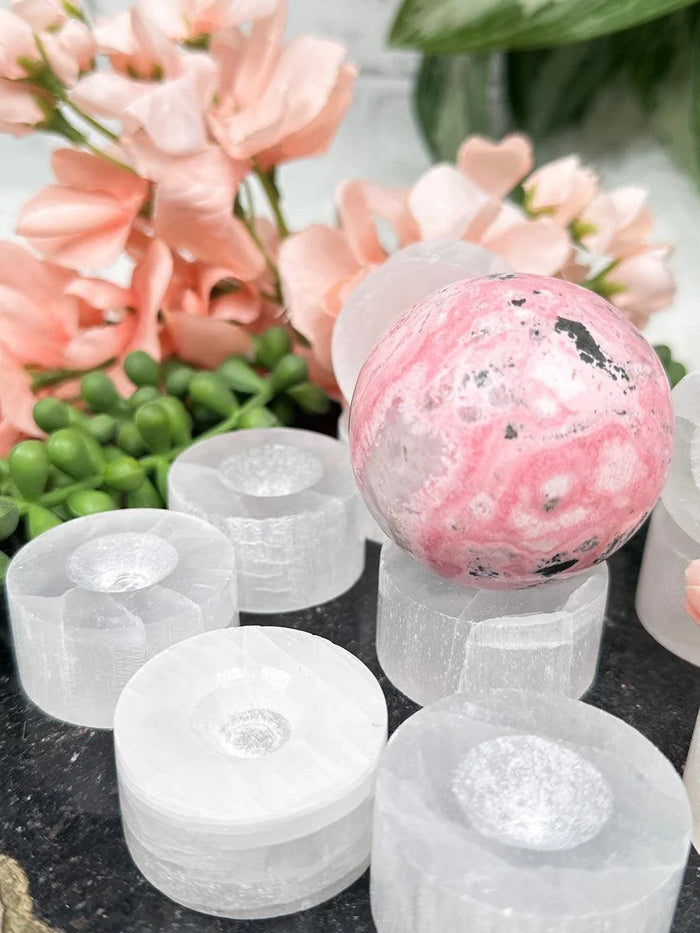 selenite-sphere-stands