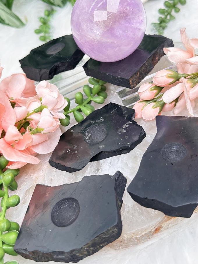 black-shungite-sphere-stands