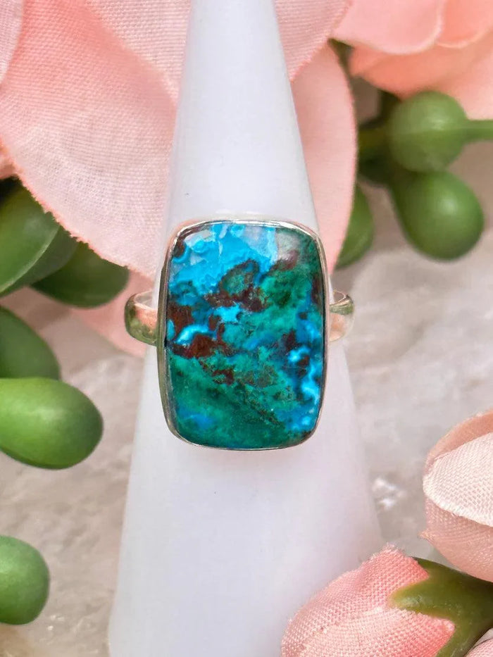chrysocolla in malachite ring