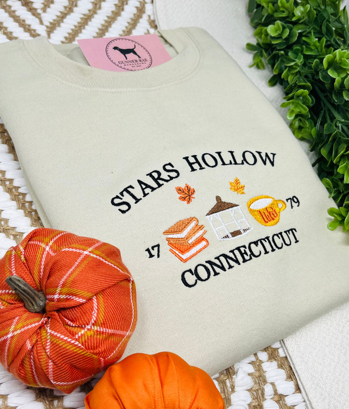 ST@RS H0LLOW Embroidered T-shirt or Sweatshirt