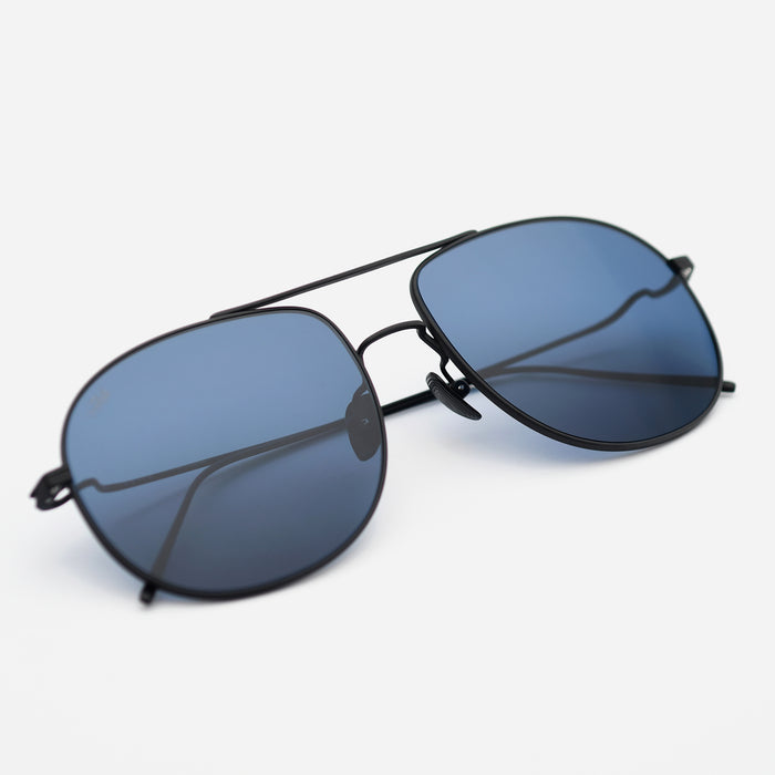 Black / Navy