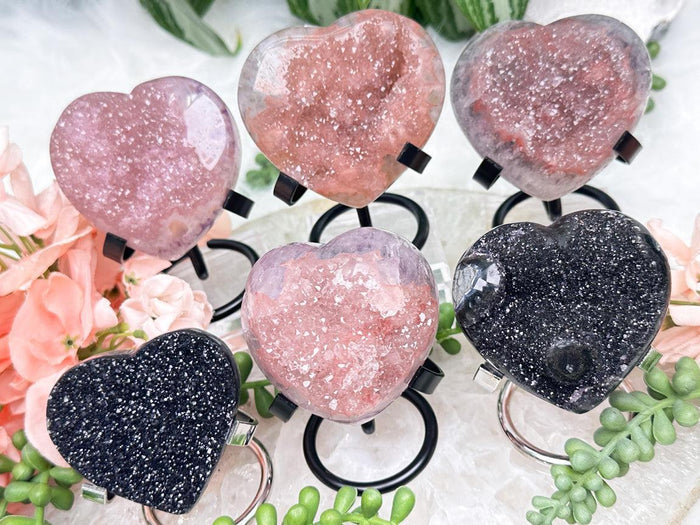 pink-black-uruguay-amethyst-hearts