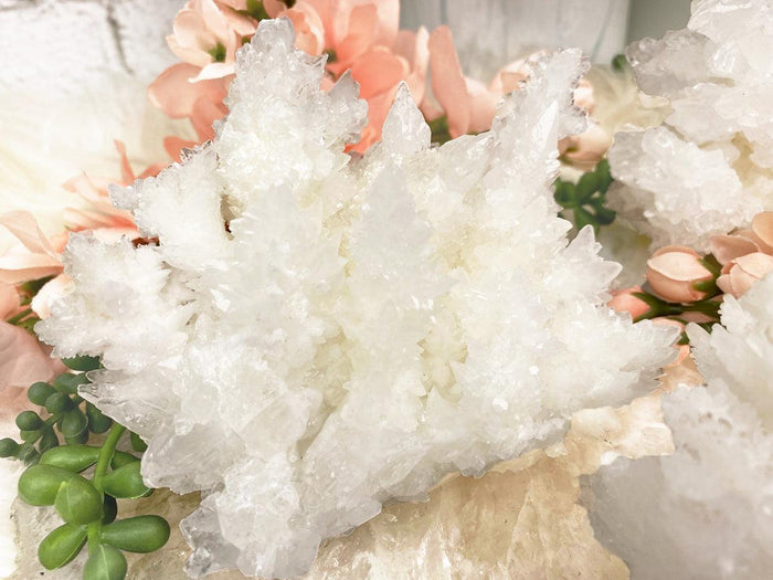 white-aragonite-clusters